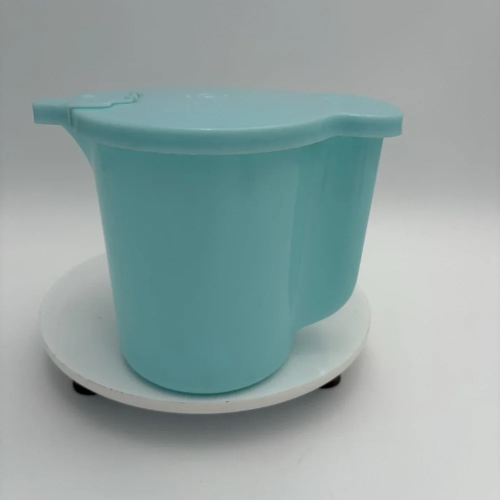 Vintage Pale Blue Tupperware Creamer / Milk Pitcher w/ Flip Lid 131-3, 625-5